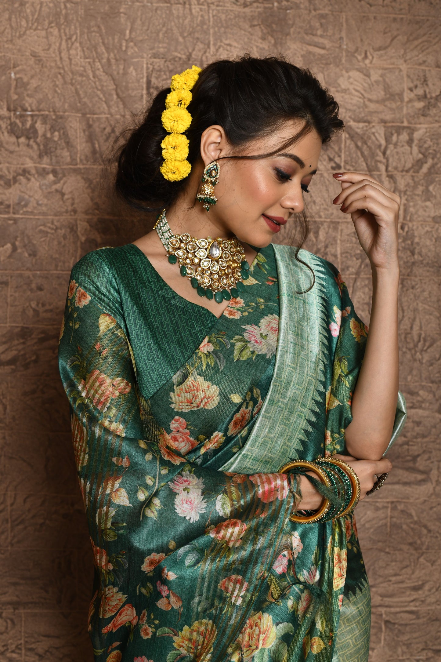 Effortless Grace: Designer Tussar Silk Saree with Contrast Accents