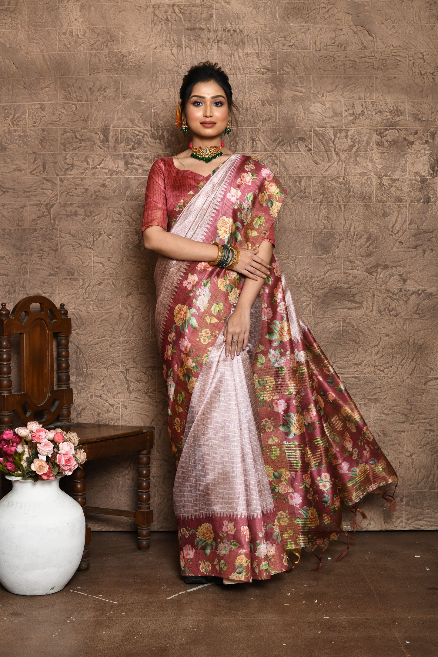 Effortless Grace: Designer Tussar Silk Saree with Contrast Accents