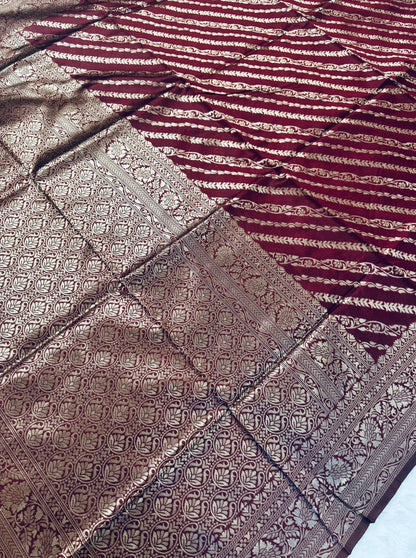 Elegant Banarasi Soft Silk Saree in Stunning Minimal Design