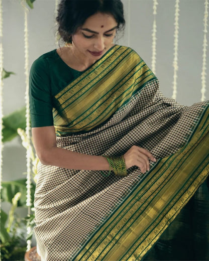 Iconic Banarasi Soft Silk Saree – Perfect for Your Special Day