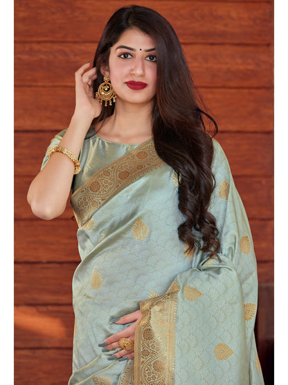 Banarasi Soft Silk Saree with Gold Zari & Heavy Brocade – Exquisite Craftsmanship