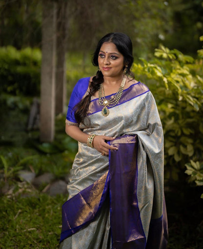 Beautiful & Elegant Kanjivaram Soft Silk Saree – Timeless Grace with Rich Fabric and Exquisite Design