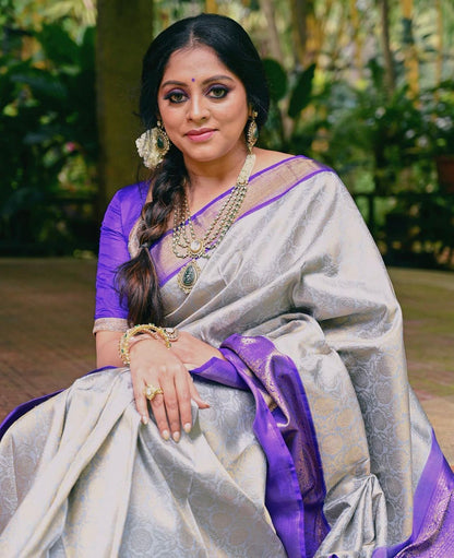Beautiful & Elegant Kanjivaram Soft Silk Saree – Timeless Grace with Rich Fabric and Exquisite Design