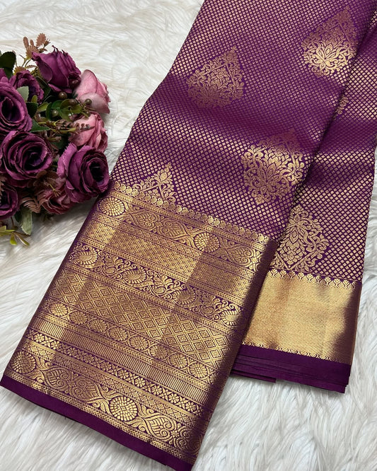 Elegant Simplicity in Banarasi Soft Silk – A Modern Minimalist's Dream
