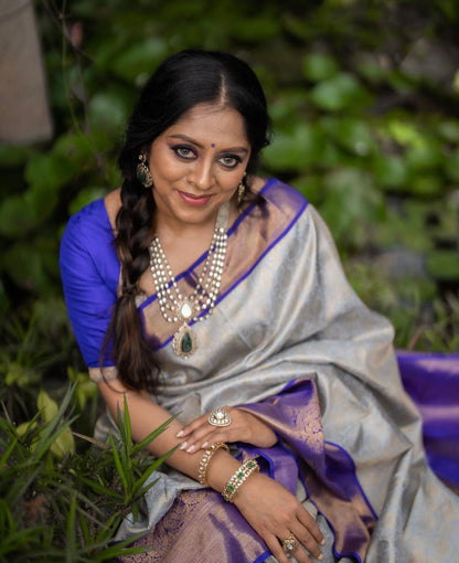 Beautiful & Elegant Kanjivaram Soft Silk Saree – Timeless Grace with Rich Fabric and Exquisite Design