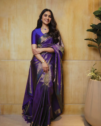 Banarasi Soft Silk Saree – Understated Elegance in Every Thread