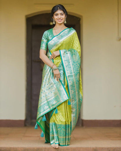 Banarasi Soft Silk Saree – Classic Craftsmanship with Gold Zari Brocade