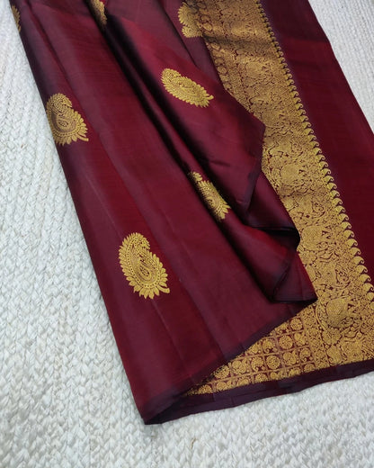 Elegant Simplicity in Banarasi Soft Silk – A Modern Minimalist's Dream