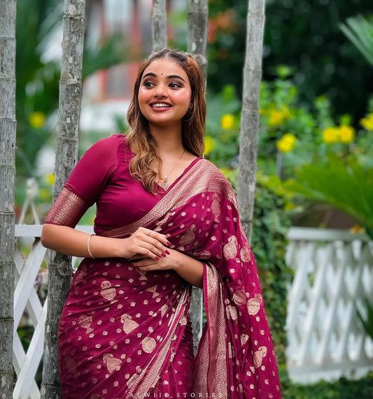 Banarasi Soft Silk Saree – Effortless Elegance in a Minimalist Design
