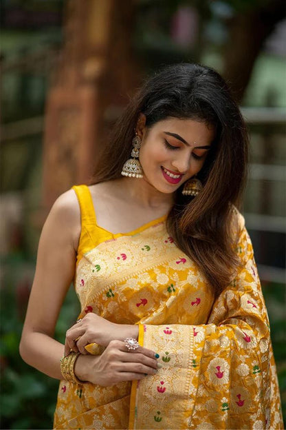 Mesmerizing Banarasi Soft Silk Saree – A True Work of Art