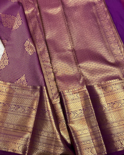 Elegant Simplicity in Banarasi Soft Silk – A Modern Minimalist's Dream