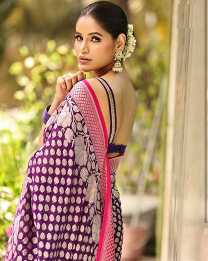 Elegant Banarasi Soft Silk Saree with Gold Zari Weaving
