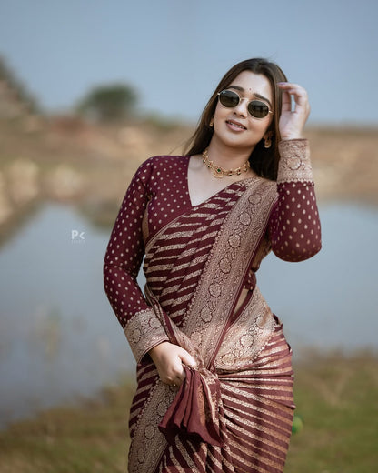Elegant Banarasi Soft Silk Saree in Stunning Minimal Design