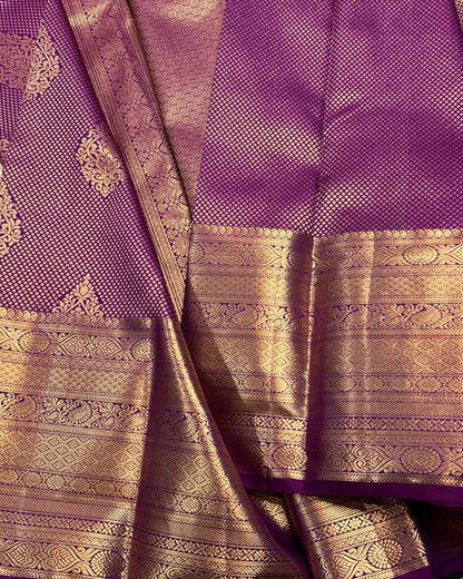 Elegant Simplicity in Banarasi Soft Silk – A Modern Minimalist's Dream