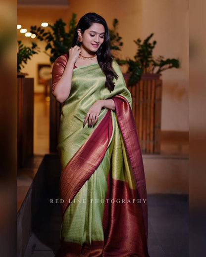 Fuchsia Glow – Banarasi Soft Silk Saree with Copper Zari Floral Weave