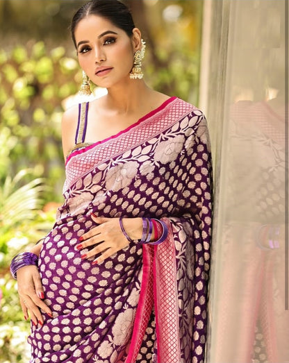 Elegant Banarasi Soft Silk Saree with Gold Zari Weaving