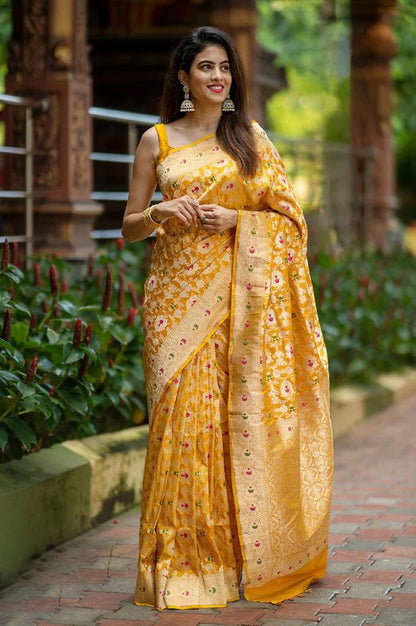 Mesmerizing Banarasi Soft Silk Saree – A True Work of Art