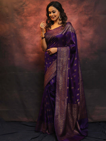 Banarasi Soft Silk Saree – Traditional Weave & Captivating Pallu