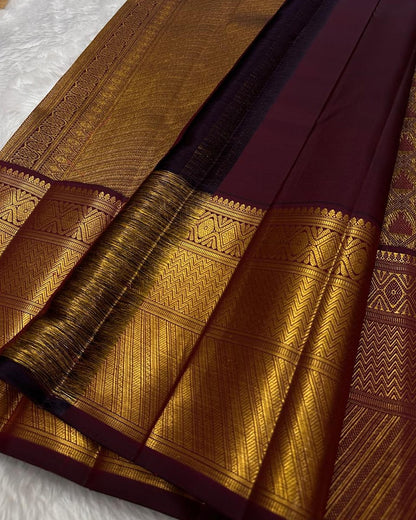 Elegant Simplicity in Banarasi Soft Silk – A Modern Minimalist's Dream