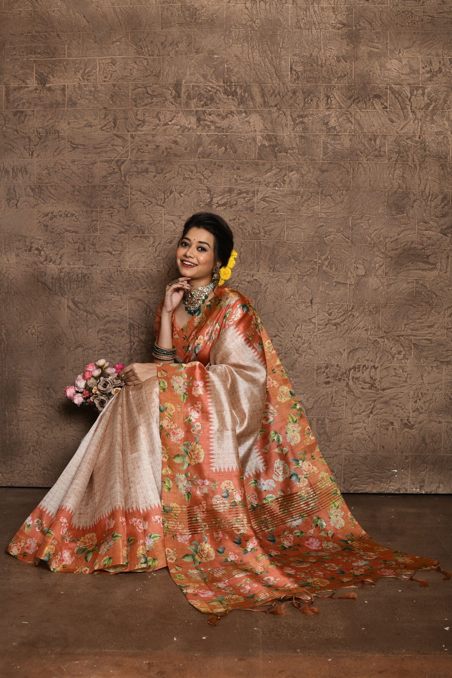 Effortless Grace: Designer Tussar Silk Saree with Contrast Accents