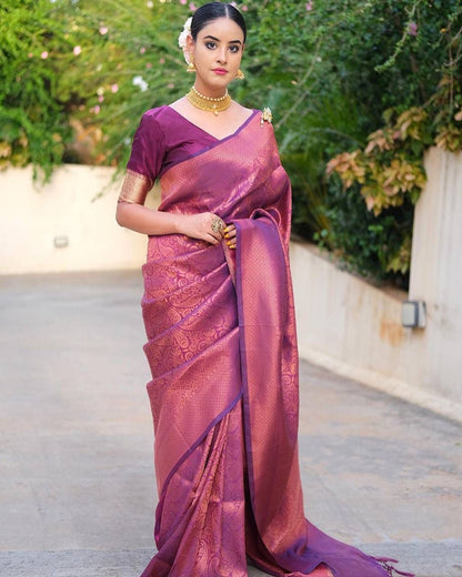 Graceful Copper Zari Elegance – Banarasi Silk Saree