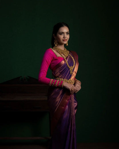 Elegant Banarasi Soft Silk Saree – Traditional Weave & Artistic Pallu Finish