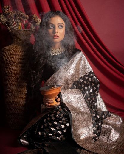 Banarasi Soft Silk Saree – Exquisite Weaving and Stunning Pallu Detailing
