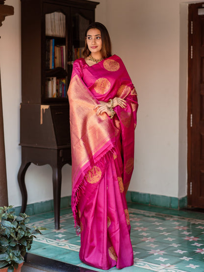 Banarasi Soft Silk Saree with Intricate Detailing & Striking Color Blend