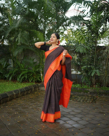 Soft Silk Banarasi Saree – Luxurious Gold Zari Brocade Weaving