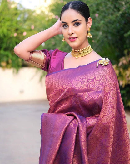 Graceful Copper Zari Elegance – Banarasi Silk Saree