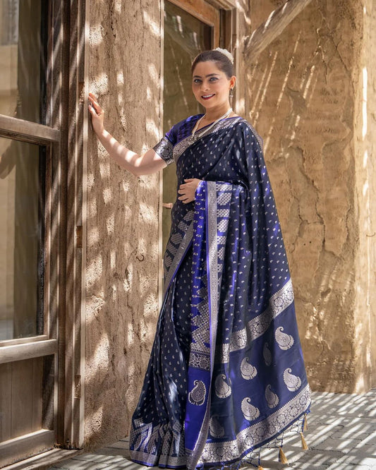 Banarasi Soft Silk Saree with Intricate Pallu & Traditional Heritage Weave