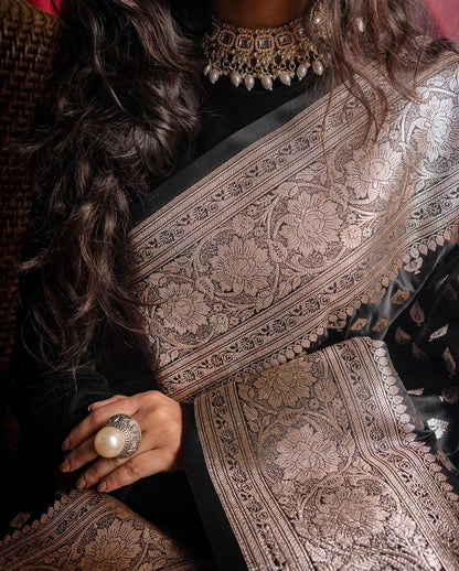 Banarasi Soft Silk Saree – Exquisite Weaving and Stunning Pallu Detailing