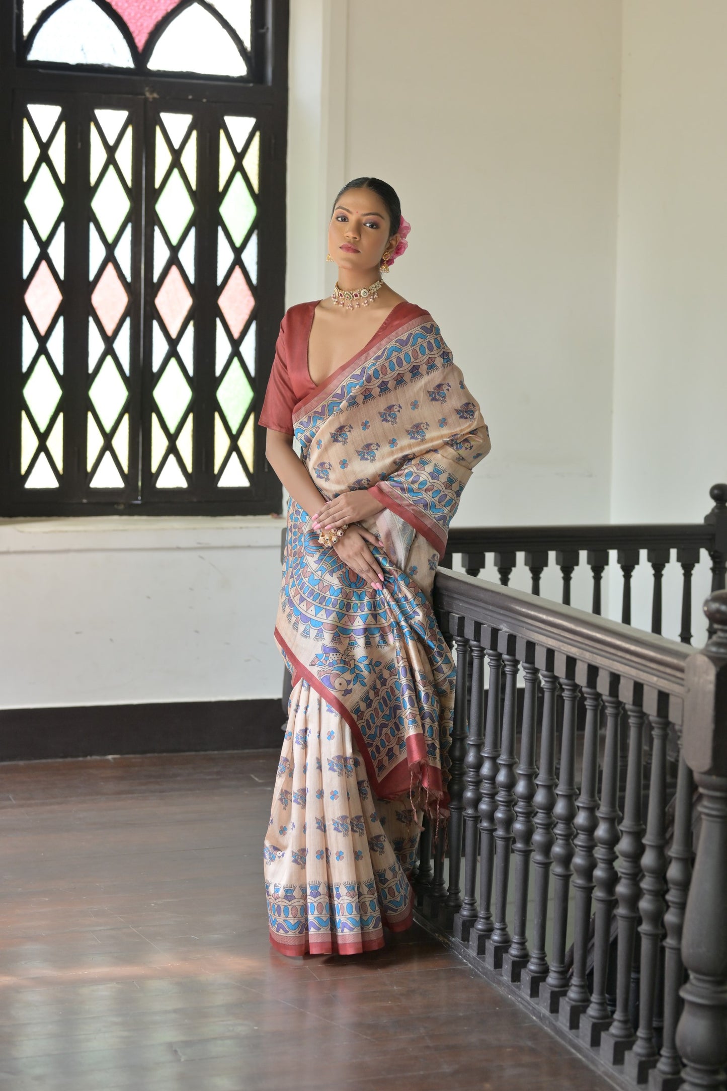 Graceful Soft Tussar Silk Saree with Printed Pallu and Contrast Blouse