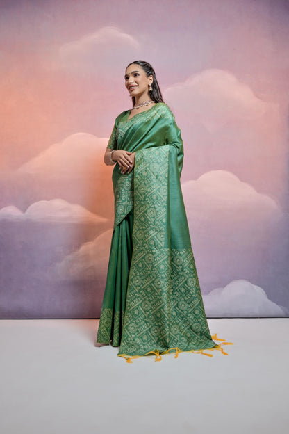 Unveil Your Elegance: Soft Banglori Raw Silk Saree for Every Occasion