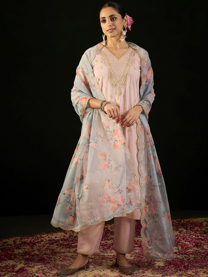 Pakistani Floral Elegance in Soft Loom Fabric