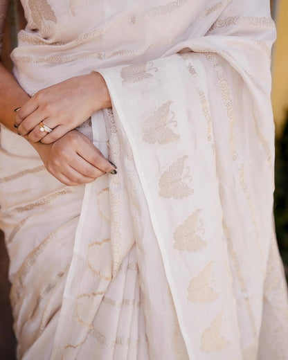 Elegant Banarasi Soft Silk Saree with Gold Zari Weaving