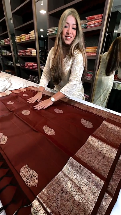 Elegant Banarasi Soft Silk Saree | Timeless Minimal Design by Shakuntala Saree