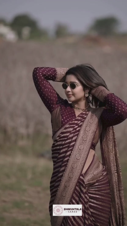 Elegant Banarasi Soft Silk Saree in Stunning Minimal Design