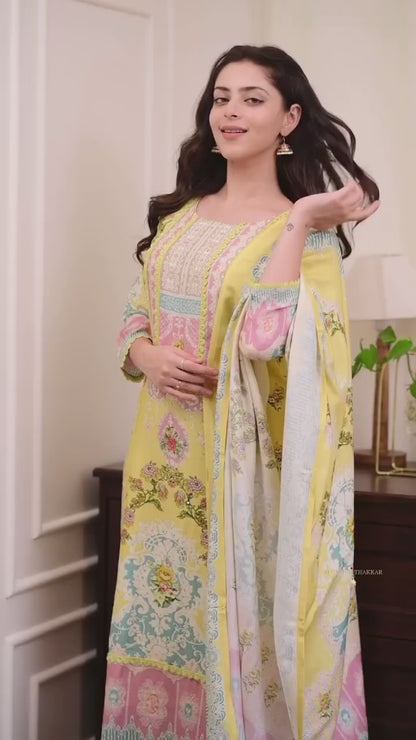 Elegant Pakistani Flowers Bloom Suit Set in Soft Loom Fabric